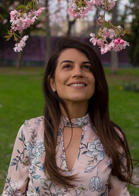 Beks Dantas, fotografa em Paris e fundadora de Souvenirs Photos.