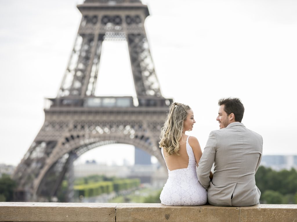 Fotógrafo brasileiro em Paris : Ensaio Casamento em Paris na Torre Eiffel