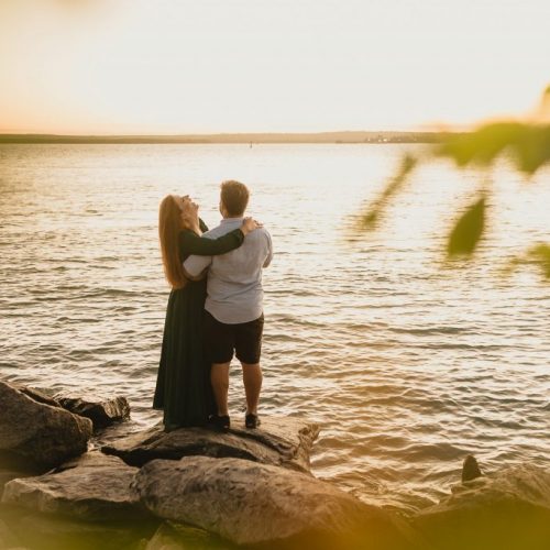 Ensaio de casal com maravilhoso pôr do sol na praia de Cabedelo - Fotógrafa em João Pessoa