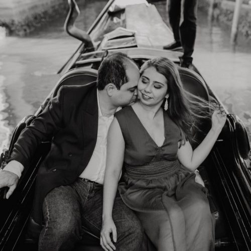 Ensaio casal na gôndola em Veneza com nosso fotógrafo brasileiro na Itália