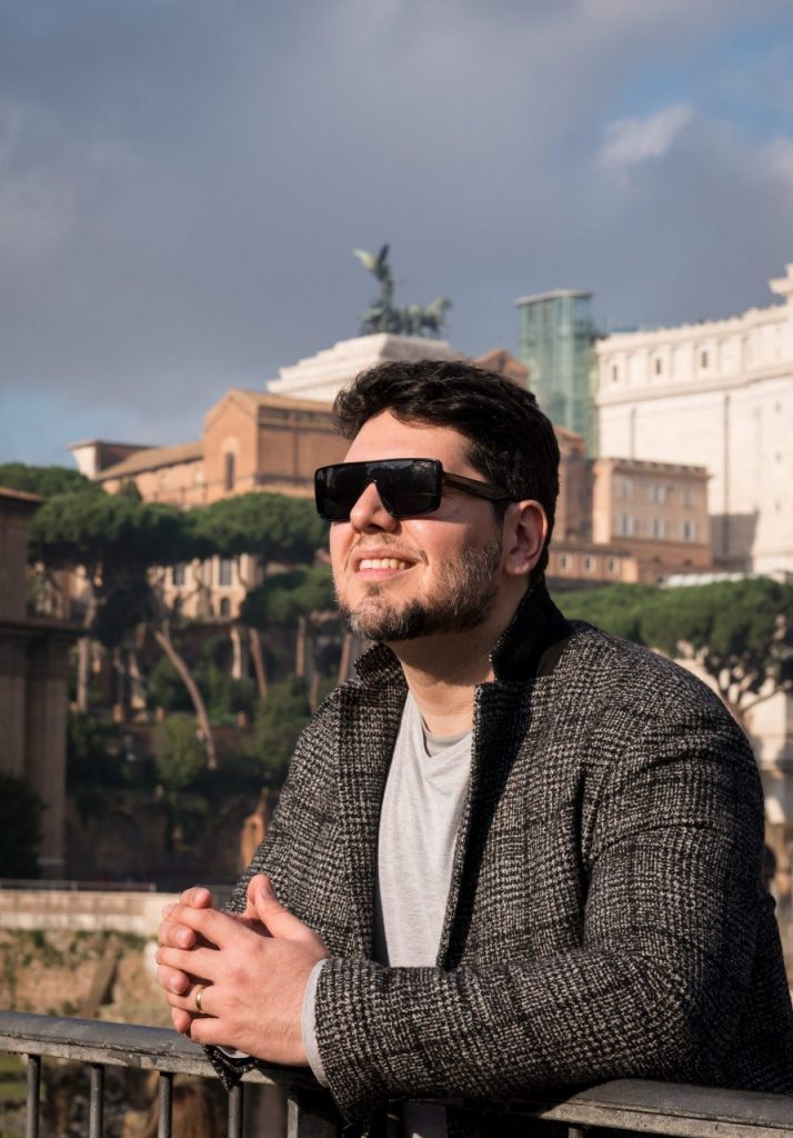 Ensaio masculino no Fórum Romano com fotógrafa brasileira em Roma