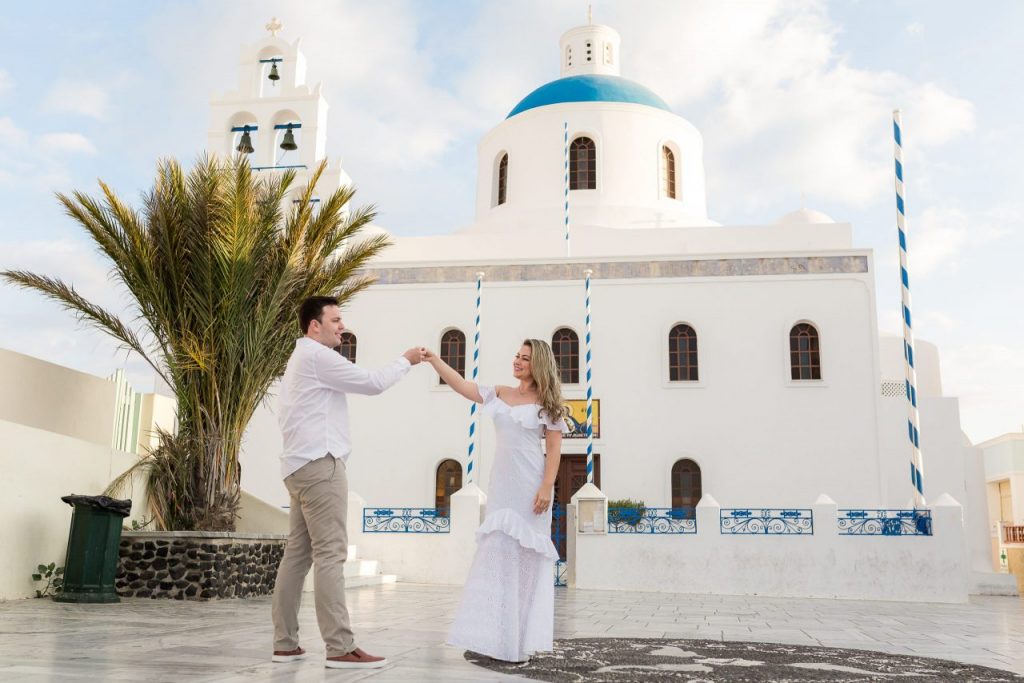 Lua de mel em Santorini com fotógrafa brasileira em Oia na Grécia