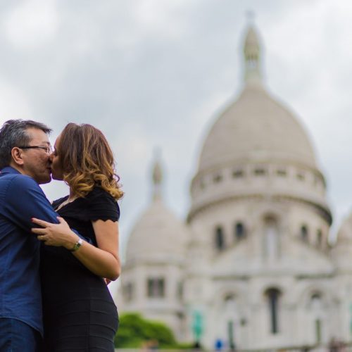 Ensaio casal m Montmartre na Sacré Coeur com fotógrafa brasileira em Paris