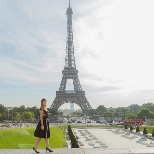 Ensaio na Torre Eiffel, fotos em Paris com fotógrafa brasileira em Paris