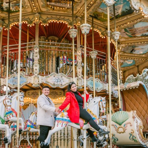 Fotógrafo brasileiro em Paris : Ensaio casal no Carrossel em Paris