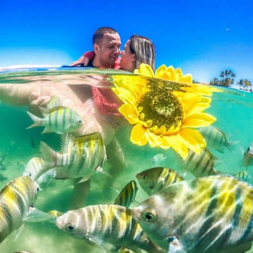 Ensaio Casal nas piscinas naturais de Porto de Galinhas com fotógrafo profissional