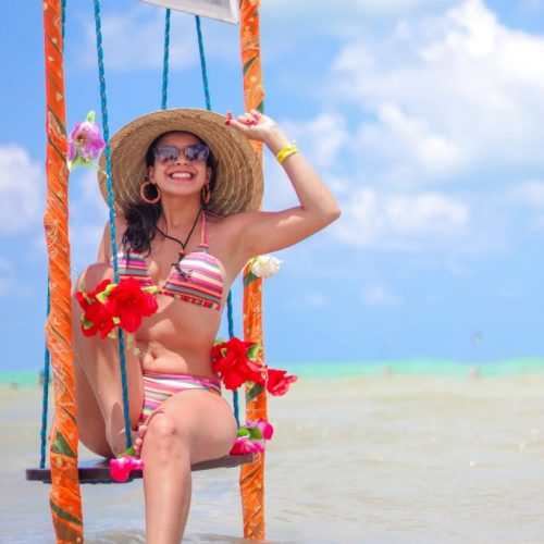 Ensaio para mulher que viaja sozinha - Fotógrafo na praia de Maragogi