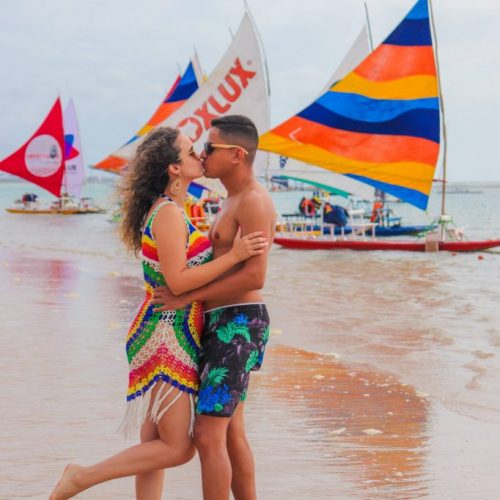 Fotógrafo na beira mar de Porto de Galinhas - Faça um ensaio casal na praia